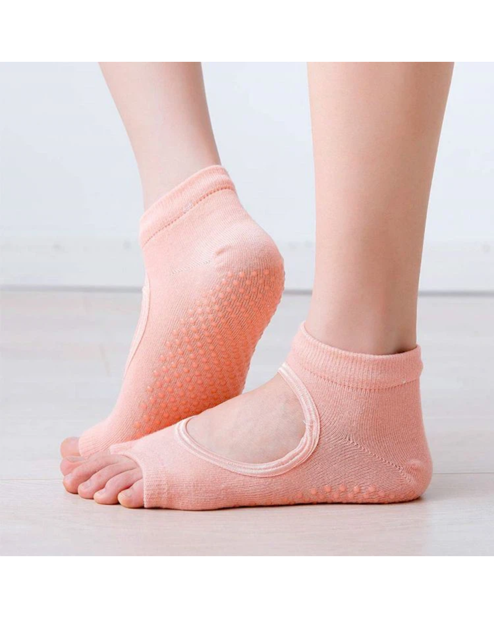 vo-tap-yoga-pilates-chong-truot-hn2-xo-ngon (4)
